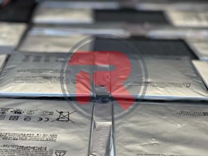 باد کردن باتری سرفیس پرو